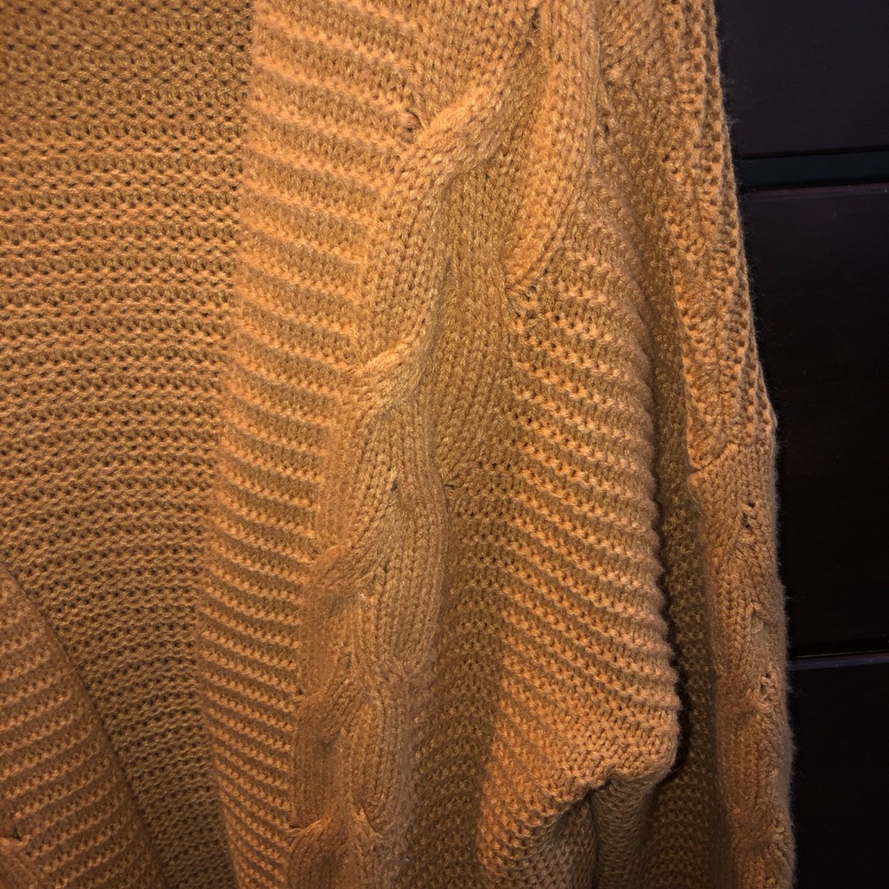 Chunky sweater cardigan! - Picture 2 of 3